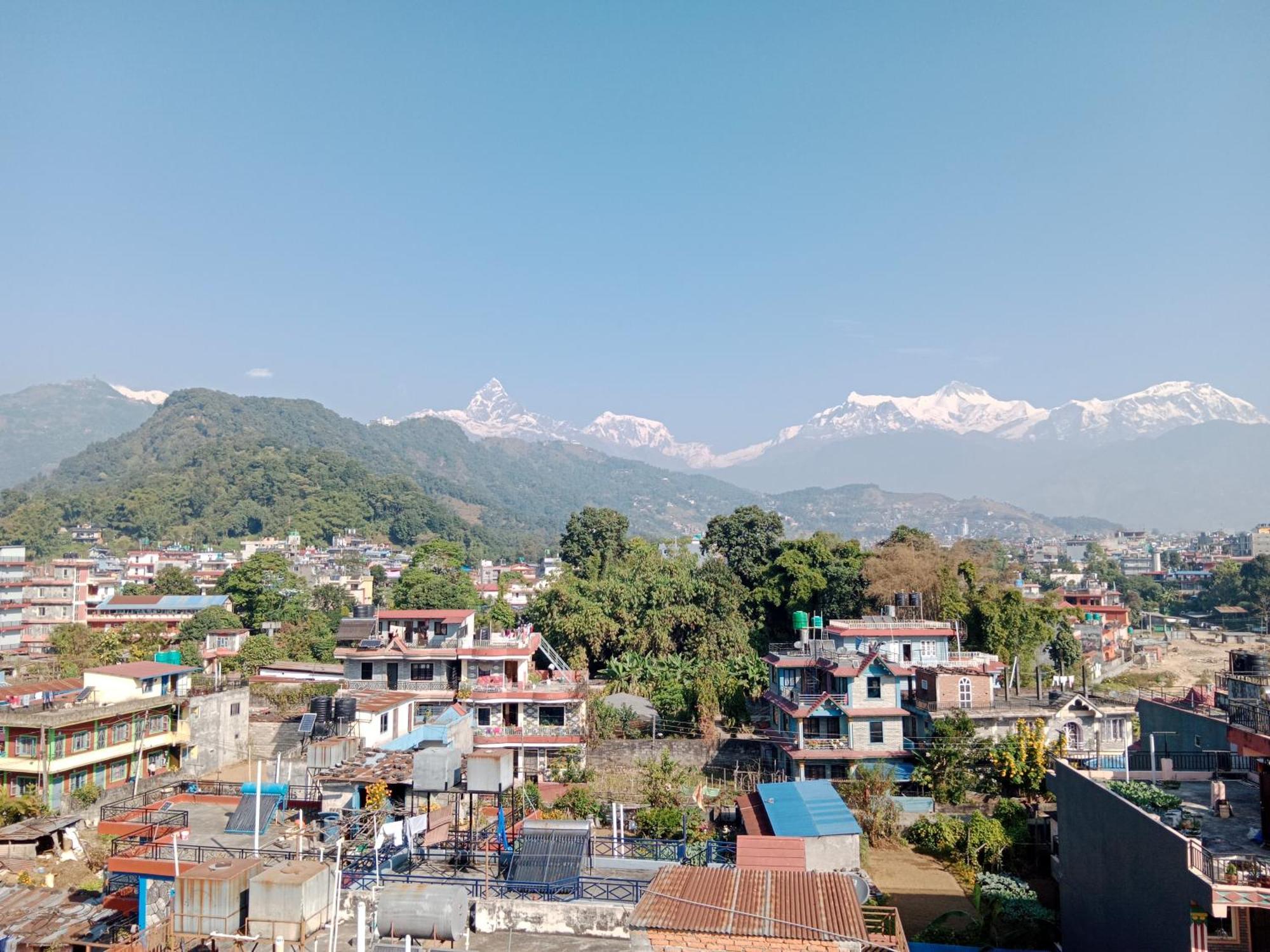 Rj-Residence Pokhara Esterno foto