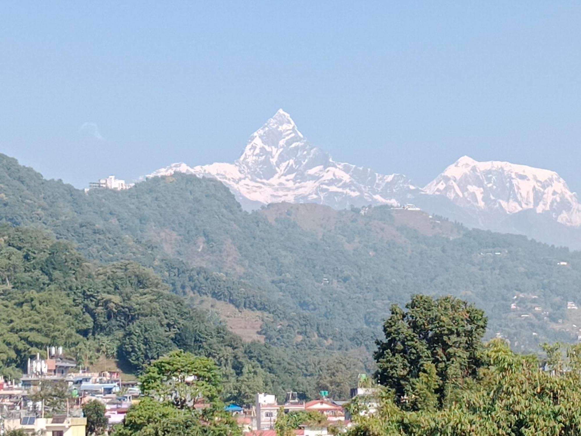 Rj-Residence Pokhara Esterno foto